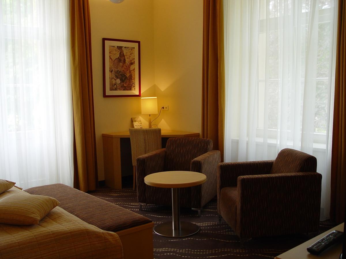 Parkhotel Bad Schandau Mit Spa 外观 照片